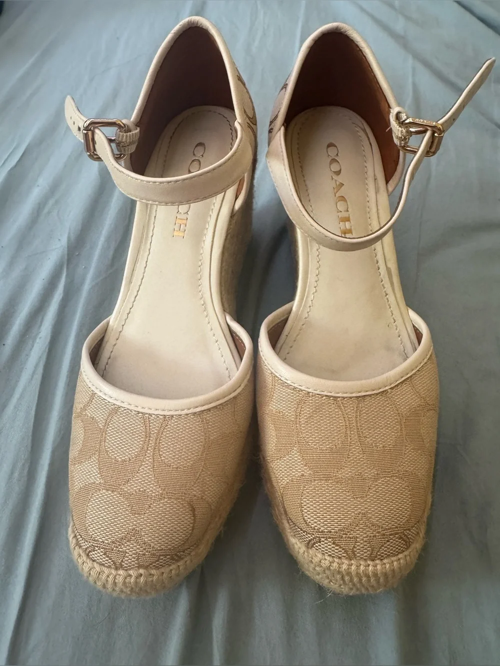 Coach wedges excellent condition size 6.5
